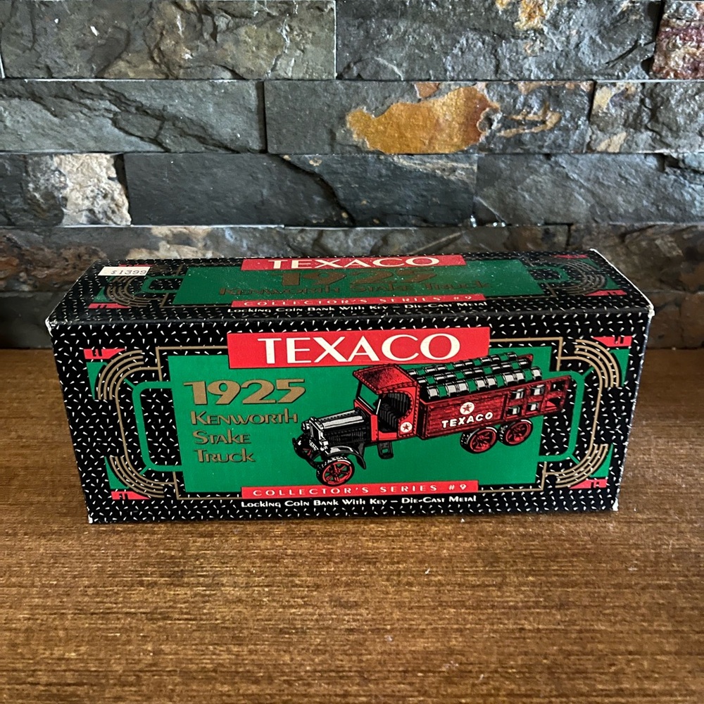 Texaco 1925 Kenworth Stake Truck Collectible Bank